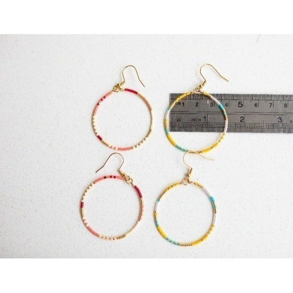 2 pairs Seed Bead Boho Hoop Earrings Colorful beaded Hoops Lightweight - Picture 5 of 12